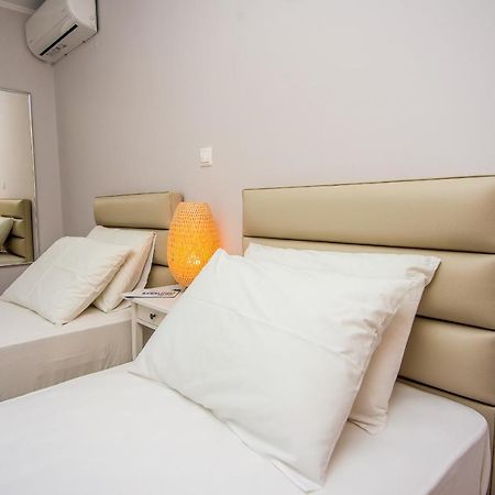 Elena'S Apartment 3 Argostoli  Bagian luar foto